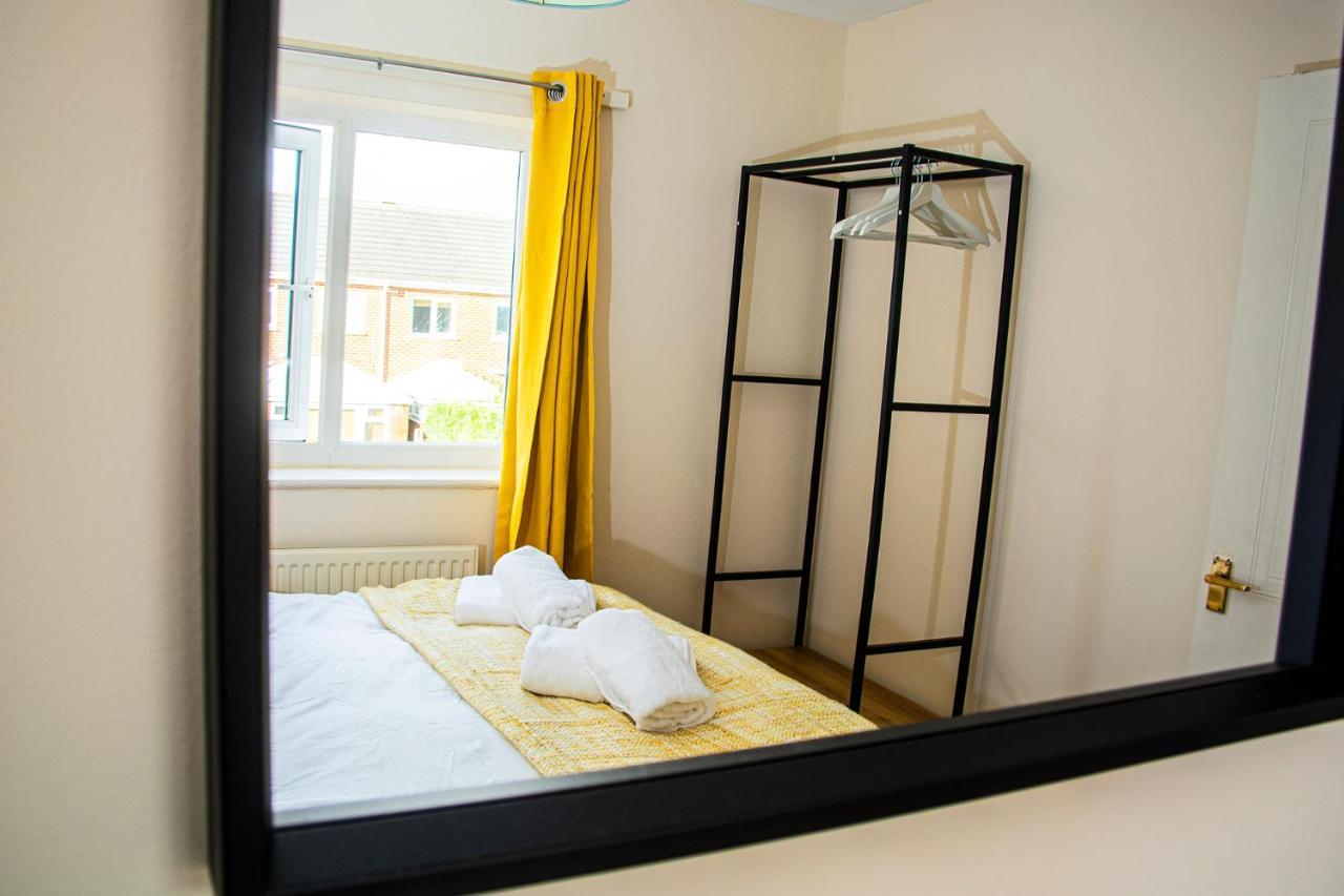 Cosy 3-Bed Home Close To City Centre Манчестер Екстер'єр фото